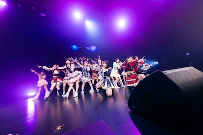 「OS☆U東名阪ツアー～DREAMIN'!!～」愛知・COMTEC PORTBASE公演の様子。（写真提供：I.Y.O）