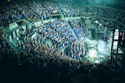 SPYAIR「JUST LIKE THIS 2025」初日公演の様子。