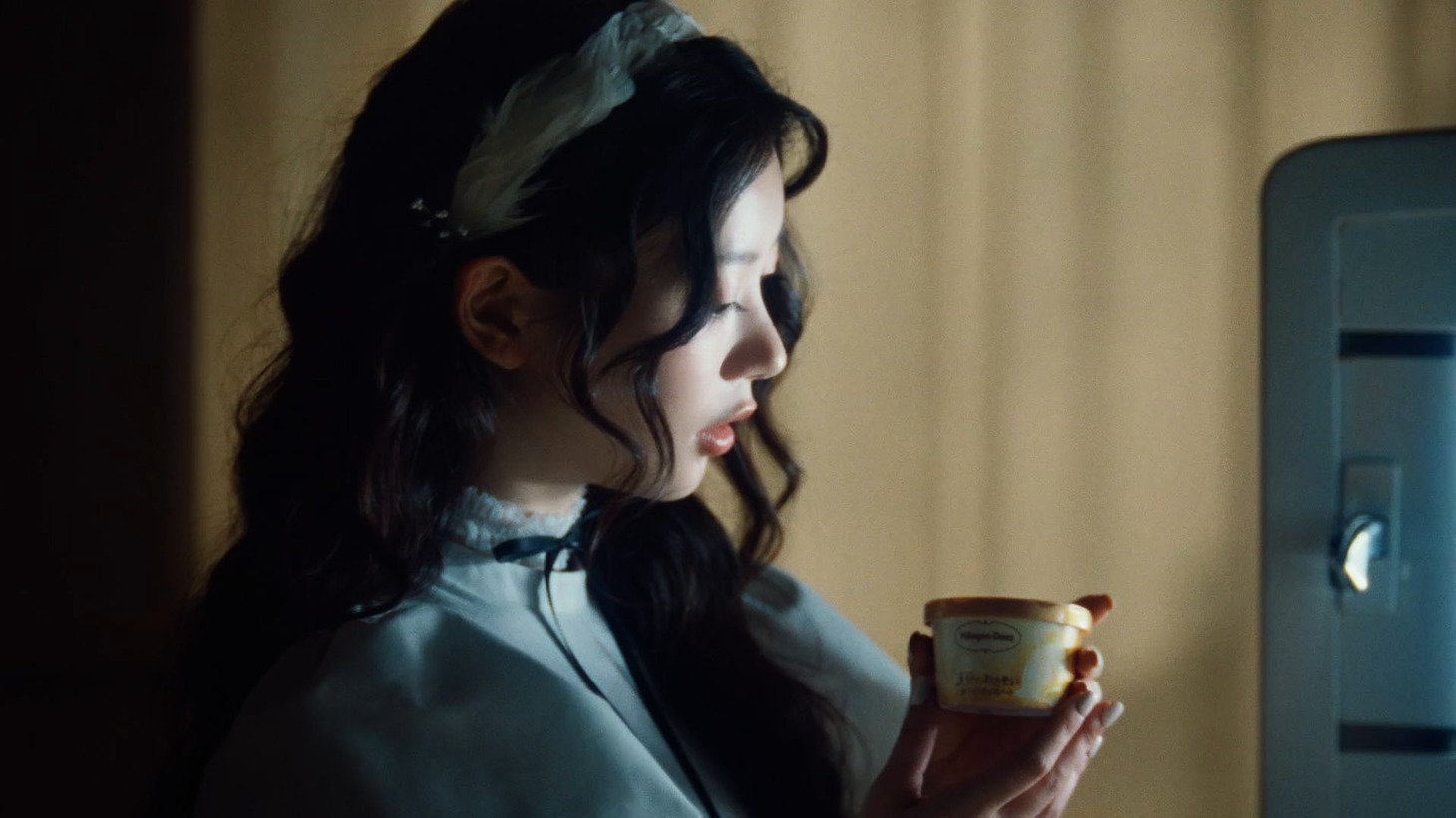 ハーゲンダッツWebムービー「天使のおさそい」編より。