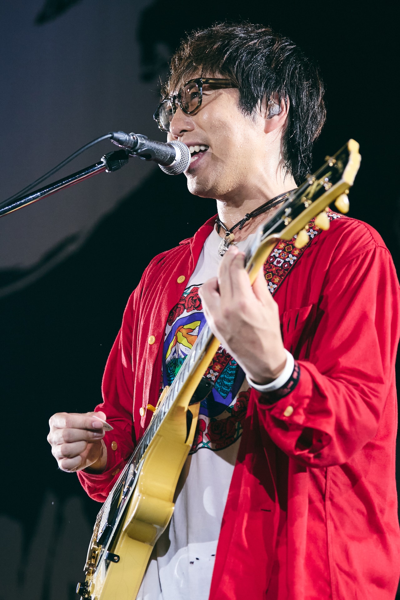 高橋優（撮影：新保勇樹） - 高橋優がベスト盤レコ発ツアー開催