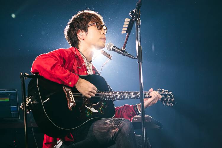 高橋優がベスト盤レコ発ツアー開催、来年「秋田CARAVAN MUSIC FES」も 