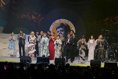 「令和・歌の祭典2025 ～作詞家・星野哲郎生誕100年記念～ 時代を彩る名曲の数々」の様子。
