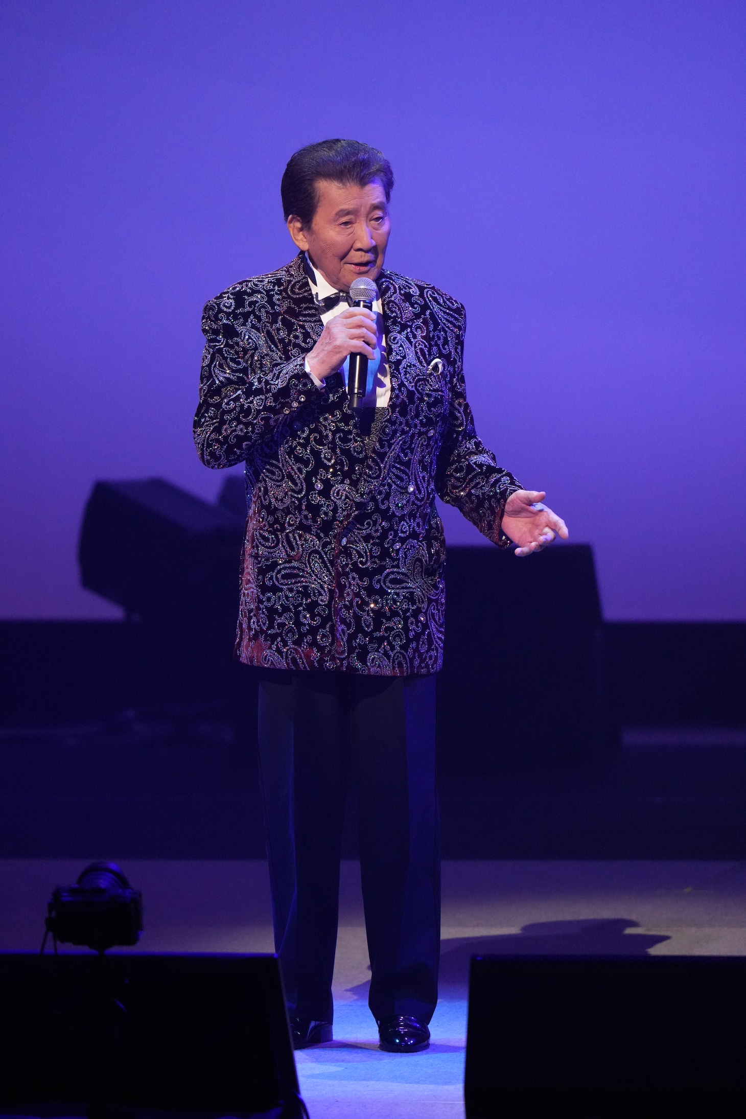 里見浩太朗