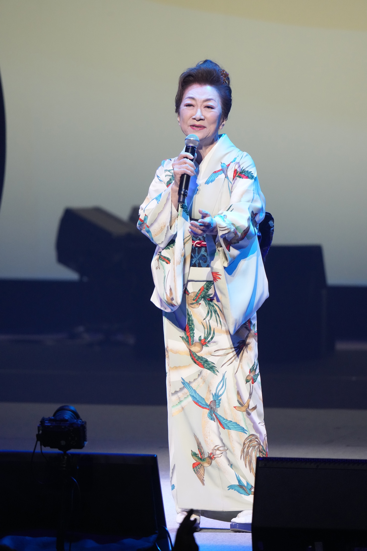 大月みやこ