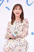 「入れ替わってみたい人は？」という質問で中沢元紀が「赤ちゃん」と答えて笑う芳根京子。