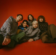 luvがZepp DiverCityワンマン含むライブツアー「by」発表