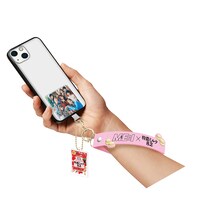 「特濃ミルクオリジナル ME:I ハンドストラップ」の「特濃ミルク 8.2 濃香いちご」バージョン。