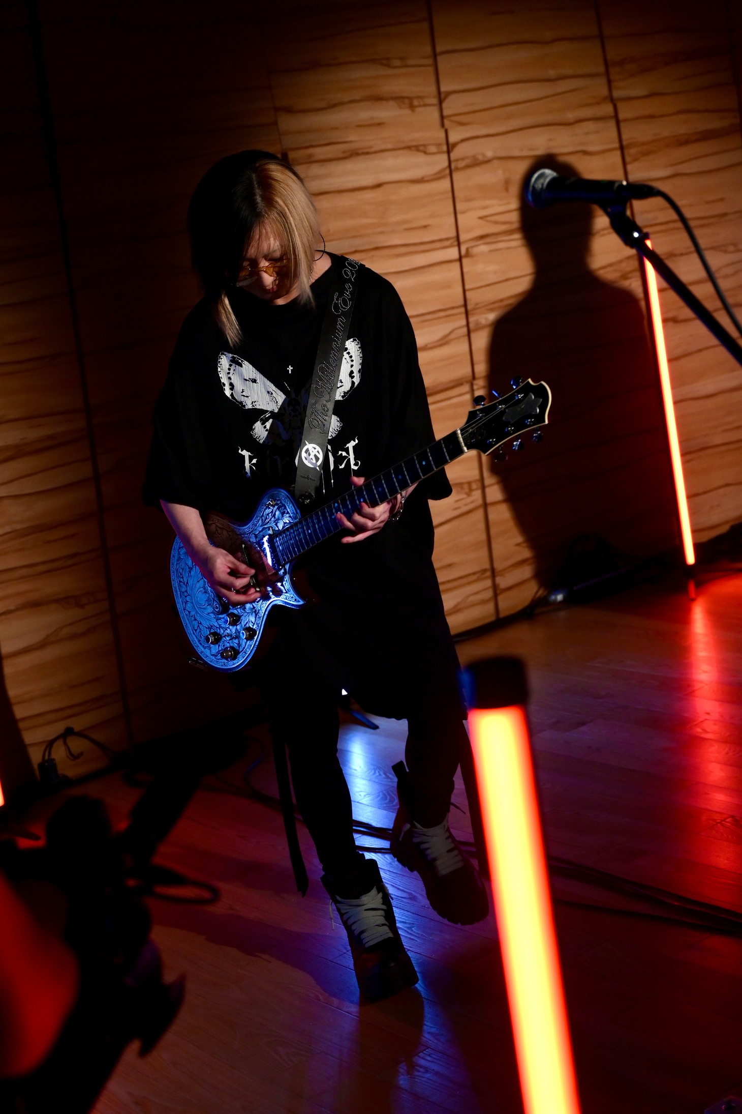 「STUDIO HISASHI with Anime」より、セッション中のHISASHI。