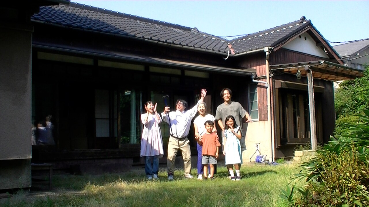 DOGADOGA「消せない！」ミュージックビデオより。