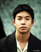 人気画像1位は「藤井風が世界へ羽ばたいた3年間にNHKが密着」より、仲野太賀。