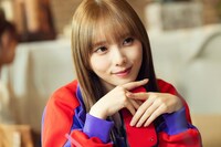 ドラマ「死ぬまでバズってろ!!」第1話場面写真 Ⓒ「死ぬまでバズってろ！！」製作委員会・MBS