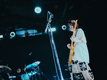 kurayamisaka「sunday driver」ライブ映像より。