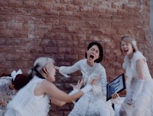 ExWHYZ「DON'T CRY」ミュージックビデオより。