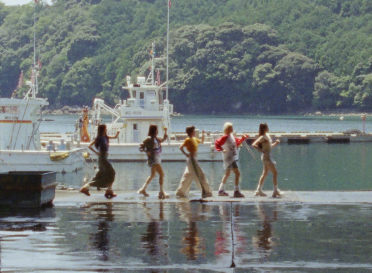 i-dle大ファンのファーストサマーウイカ「どうしよっかな」MVにカメオ出演