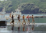 i-dle「どうしよっかな」ミュージックビデオのサムネイル。