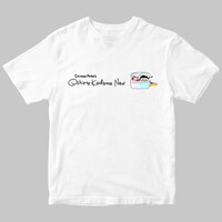 「しまおまほの おしえて！ミュージシャンのコドモNOW！」T-OD限定発売セットのオリジナルTシャツ（TypeA）