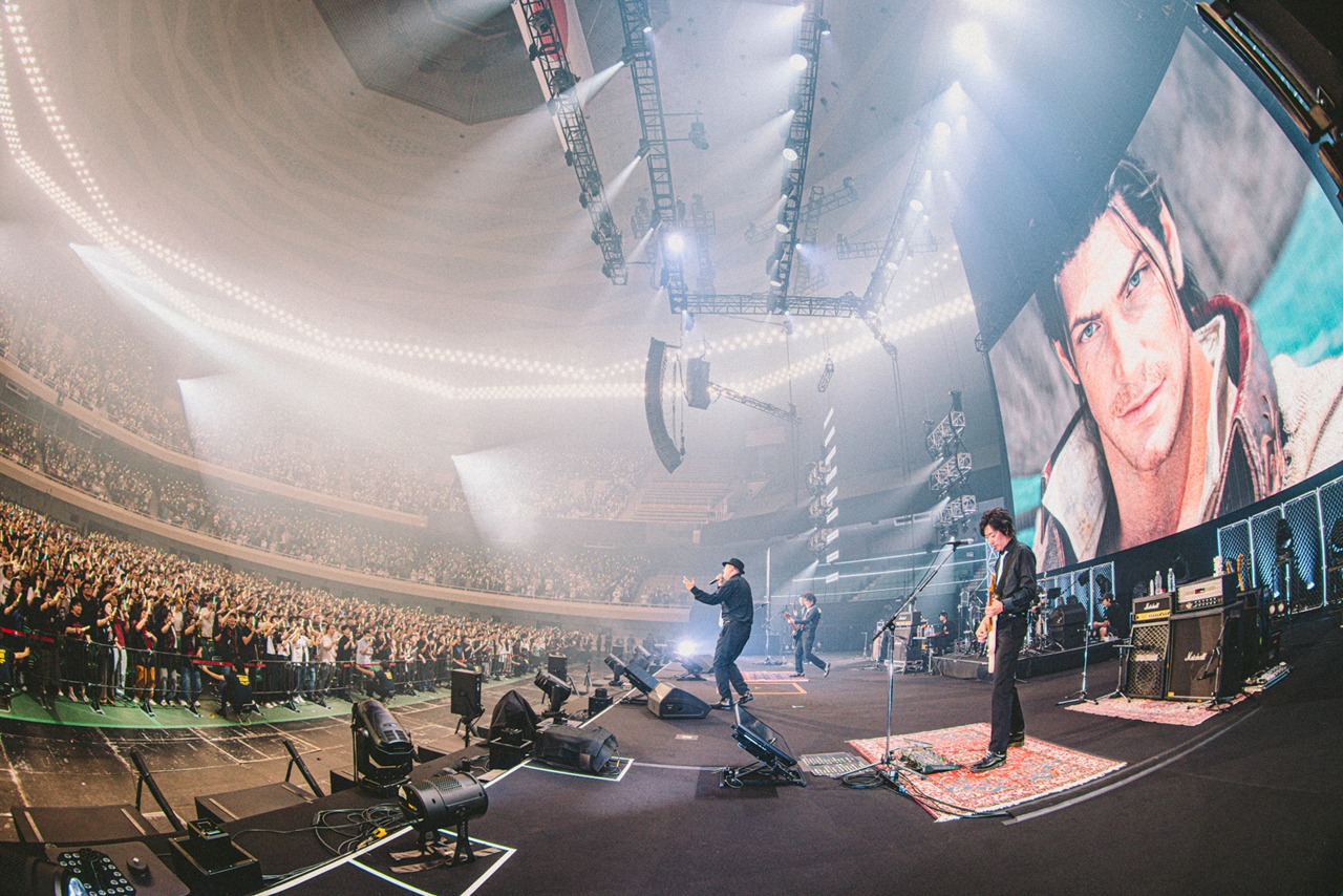 THE PRIMALS「THE PRIMALS Dark Decades Tour BUDOKAN」の様子。（撮影：西槇太一）