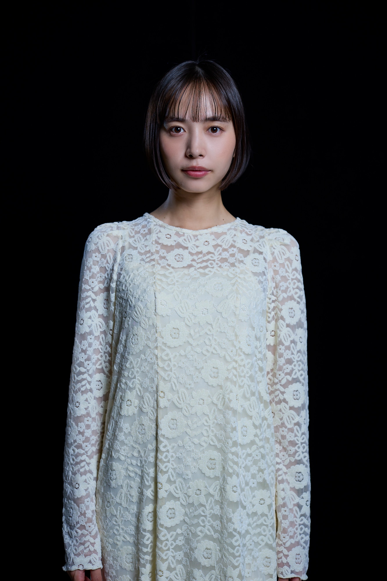 井桁弘恵演じる矢嶌莉沙。