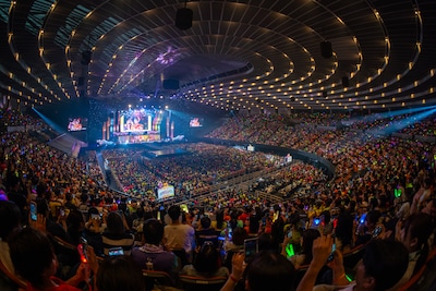 「超ときめき♡宣伝部のきみのハートにロックオンTOUR 2025 ～10th Anniversary～」ファイナル公演の様子。