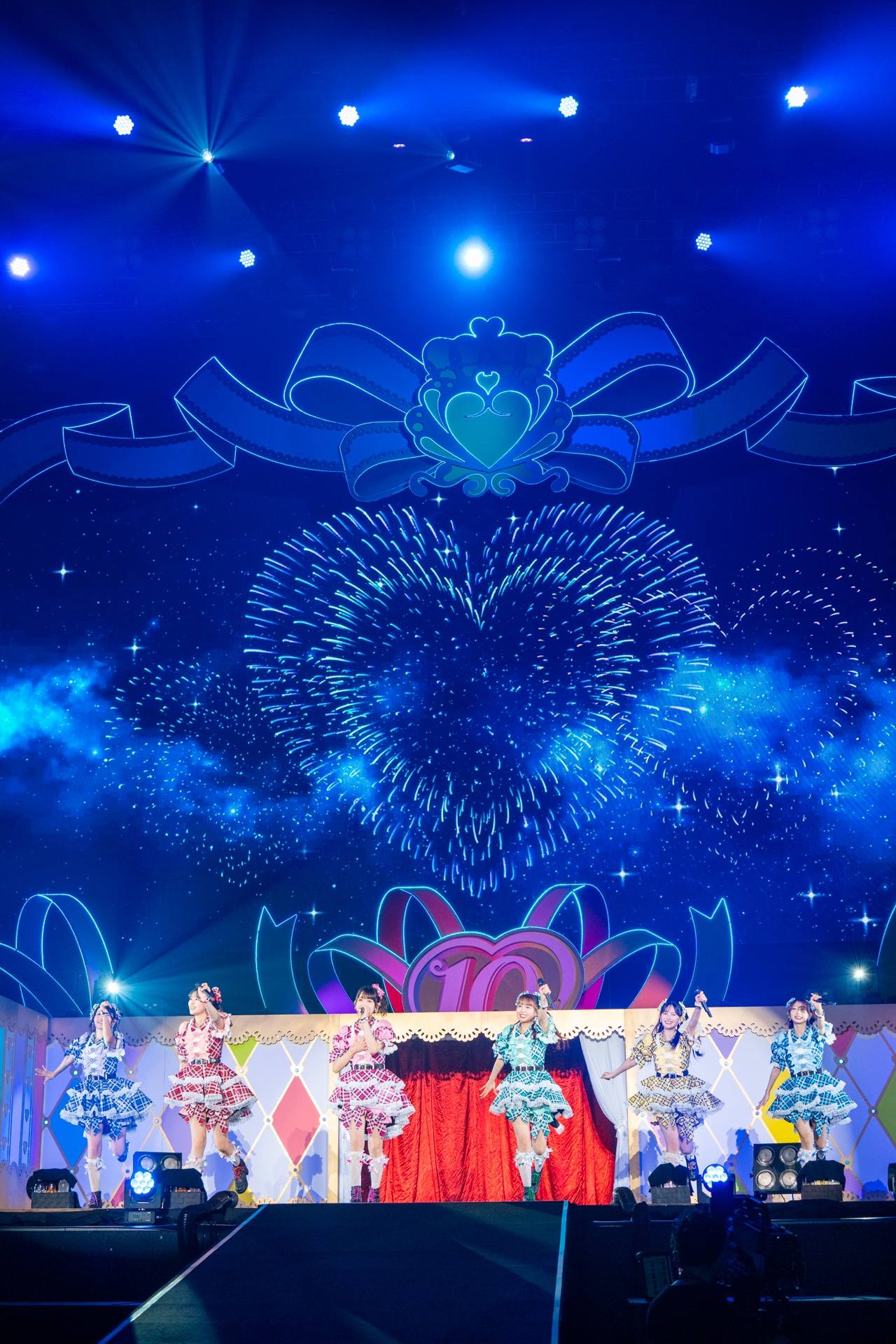 「超ときめき♡宣伝部のきみのハートにロックオンTOUR 2025 ～10th Anniversary～」ファイナル公演の様子。
