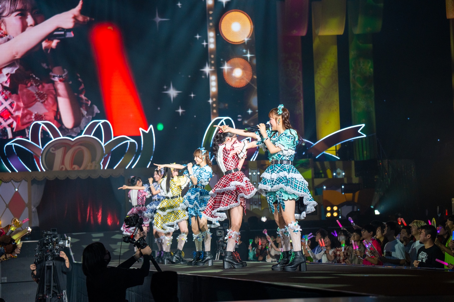 「超ときめき♡宣伝部のきみのハートにロックオンTOUR 2025 ～10th Anniversary～」ファイナル公演の様子。