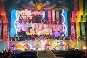 「超ときめき♡宣伝部のきみのハートにロックオンTOUR 2025 ~10th Anniversary~」ファイナル公演の様子。