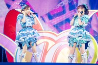 左から辻野かなみ、吉川ひより。