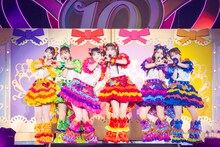 「超ときめき♡宣伝部のきみのハートにロックオンTOUR 2025 ～10th Anniversary～」ファイナル公演の様子。