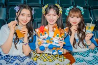 左から杏ジュリア、菅田愛貴、吉川ひより。