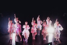 東京女子流とフィロソフィーのダンスによる“東京のダンス”。（撮影：ヨシモリユウナ）