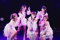 フィロソフィーのダンス「ファイナル・アンサー」コラボの様子。（撮影：ヨシモリユウナ）