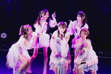 フィロソフィーのダンス「ファイナル・アンサー」コラボの様子。（撮影：ヨシモリユウナ）