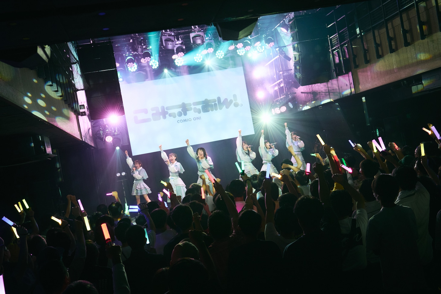 「こみっきゅおん！3rd Anniversary LIVE『Just Begun』」の様子。