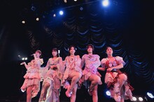 フィロソフィーのダンス（撮影：ヨシモリユウナ）