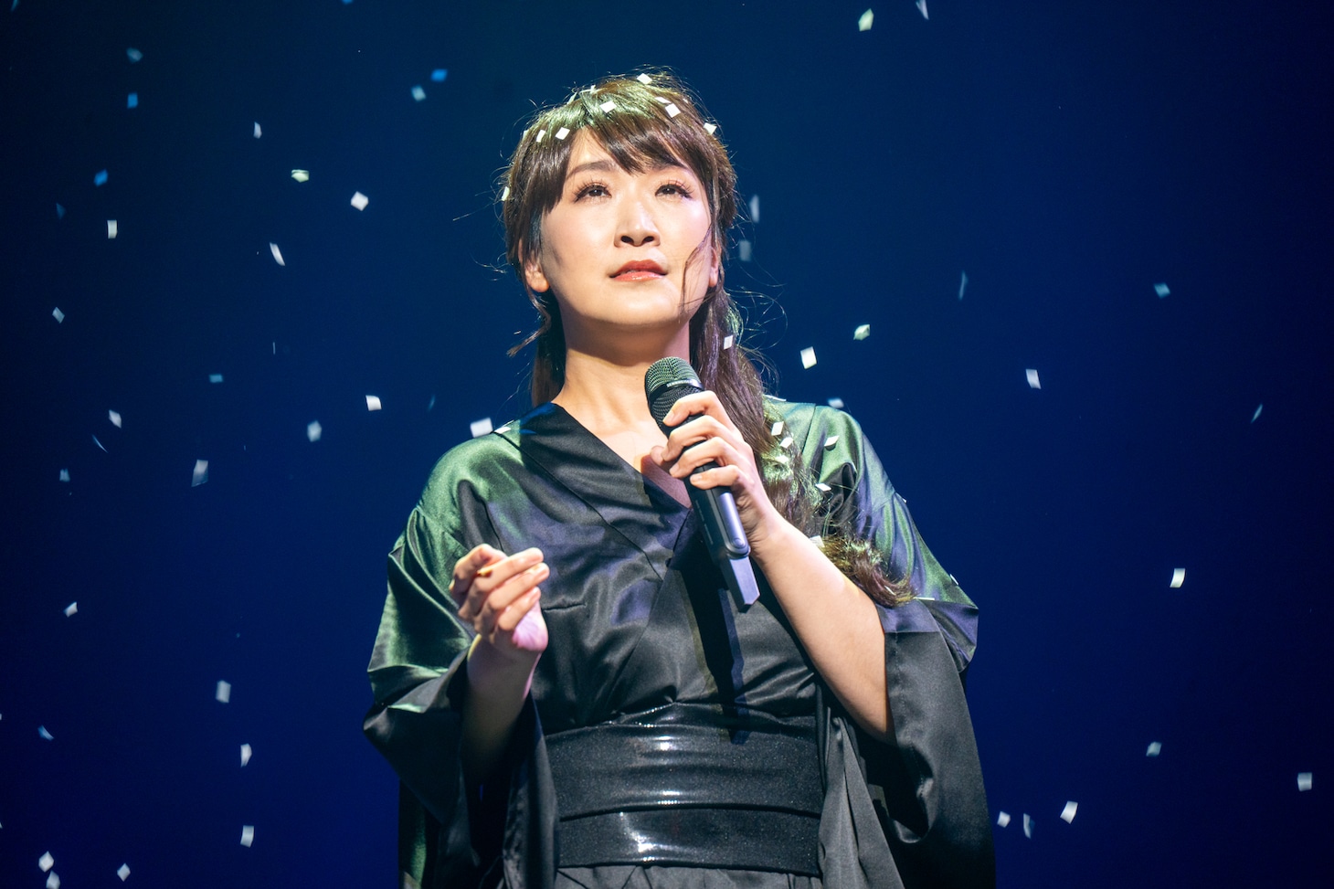 市川由紀乃
