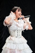 新井ひとみ（東京女子流）