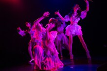 東京女子流「リフレクション」でコラボする香山ななこ、木葭のの、中江友梨、山邊未夢。