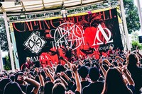 「DIAURA × ΛrlequiΩ 2MAN LIVE - 恵比寿LIQUIDROOM 2days -」よりDIAURAのライブの様子。