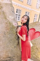 日向坂46河田陽菜、キスマーク見つけ唇すぼめる