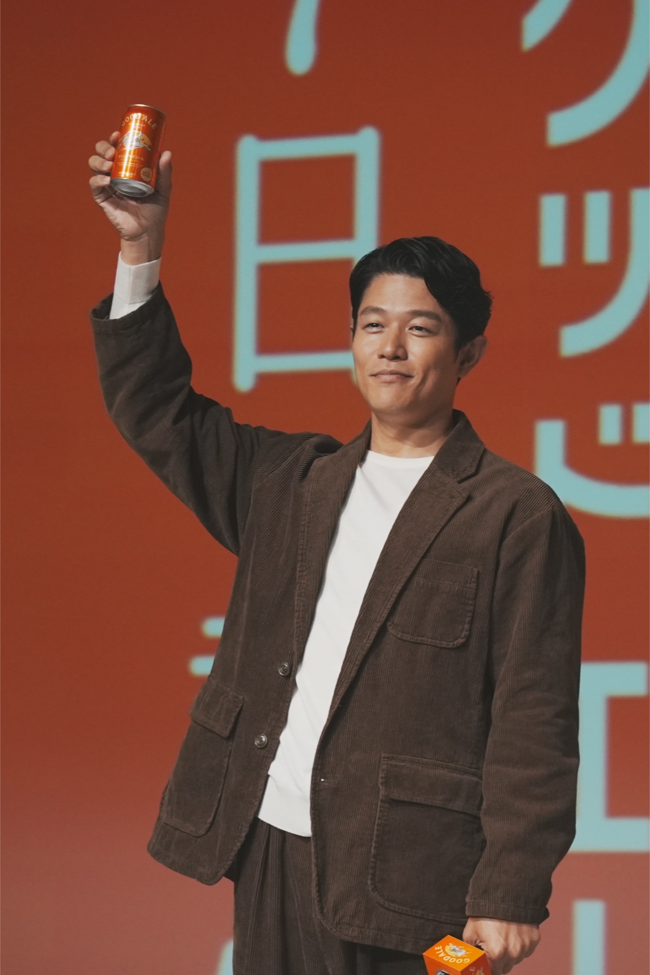 鈴木亮平
