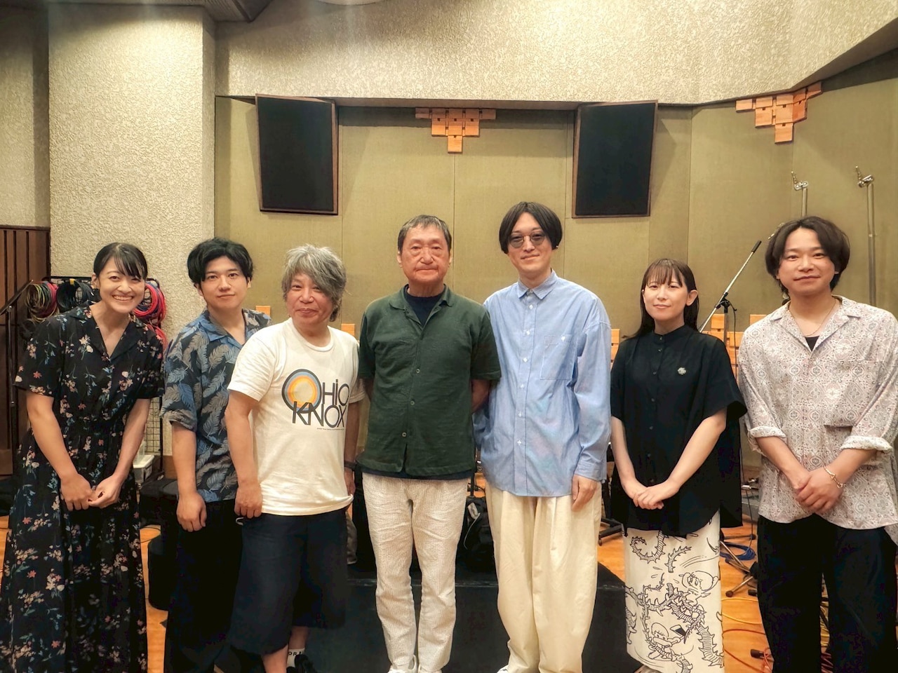 GOOD BYE APRIL with 南佳孝「LADY PINK PANTHER」レコーディング時の集合写真。