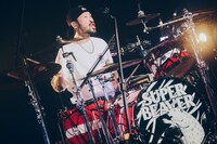 藤原“37才”広明（Dr / SUPER BEAVER）（撮影：山川哲矢）