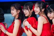 Juice=Juice。左から井上玲音、林仁愛、段原瑠々、川嶋美楓。