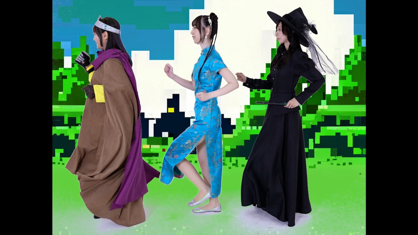 桃井はるこ「NewGame＋」ミュージックビデオのワンシーン。