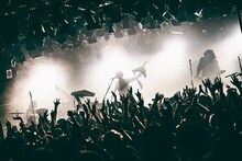 「THE SPELLBOUND Presents BOOM BOOM SATELLITES Special Set !!Spiritualized!!」の様子。（撮影：タカギユウスケ）