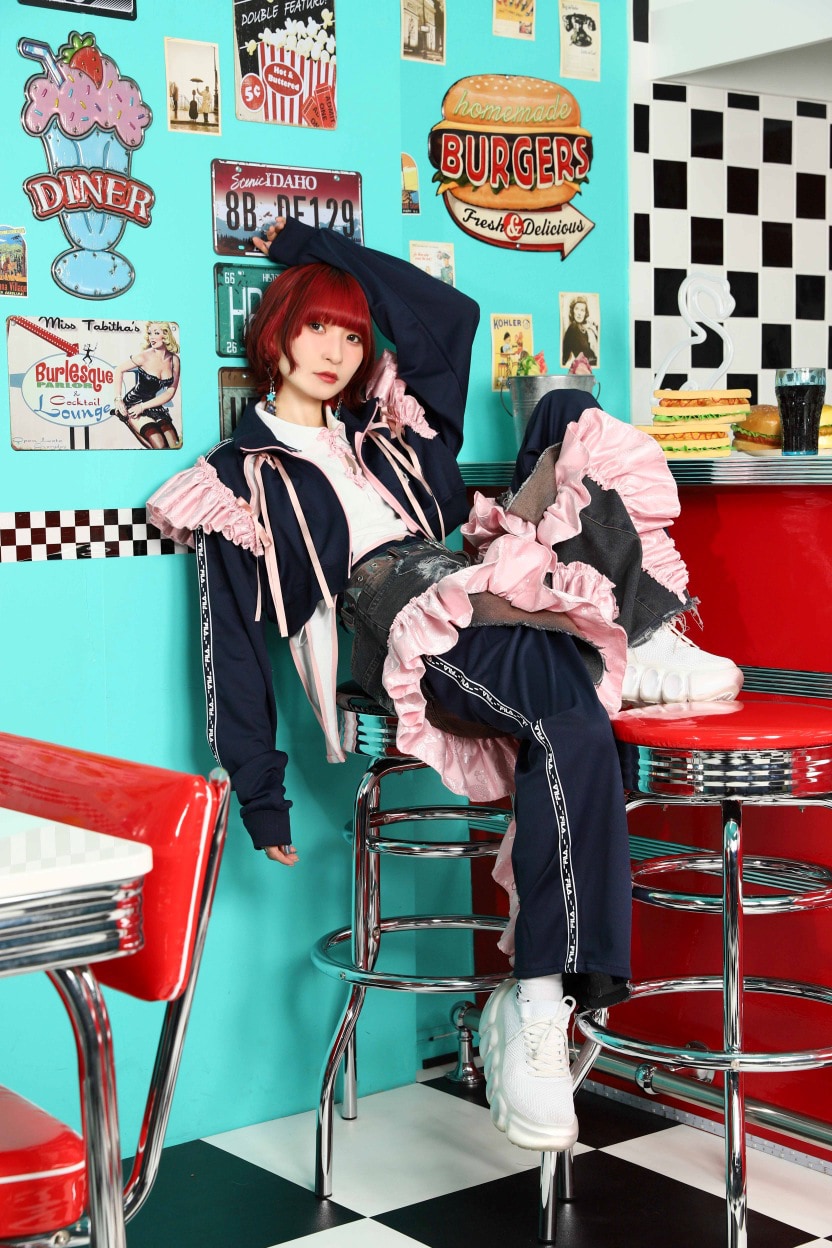 L ) 新品 未使用 でんぱ組 青 スカジャン ブルゾン ジャケット 藤咲彩音 L ) 新品 未使用 でんぱ組 青 スカジャン ブルゾン ジャケット