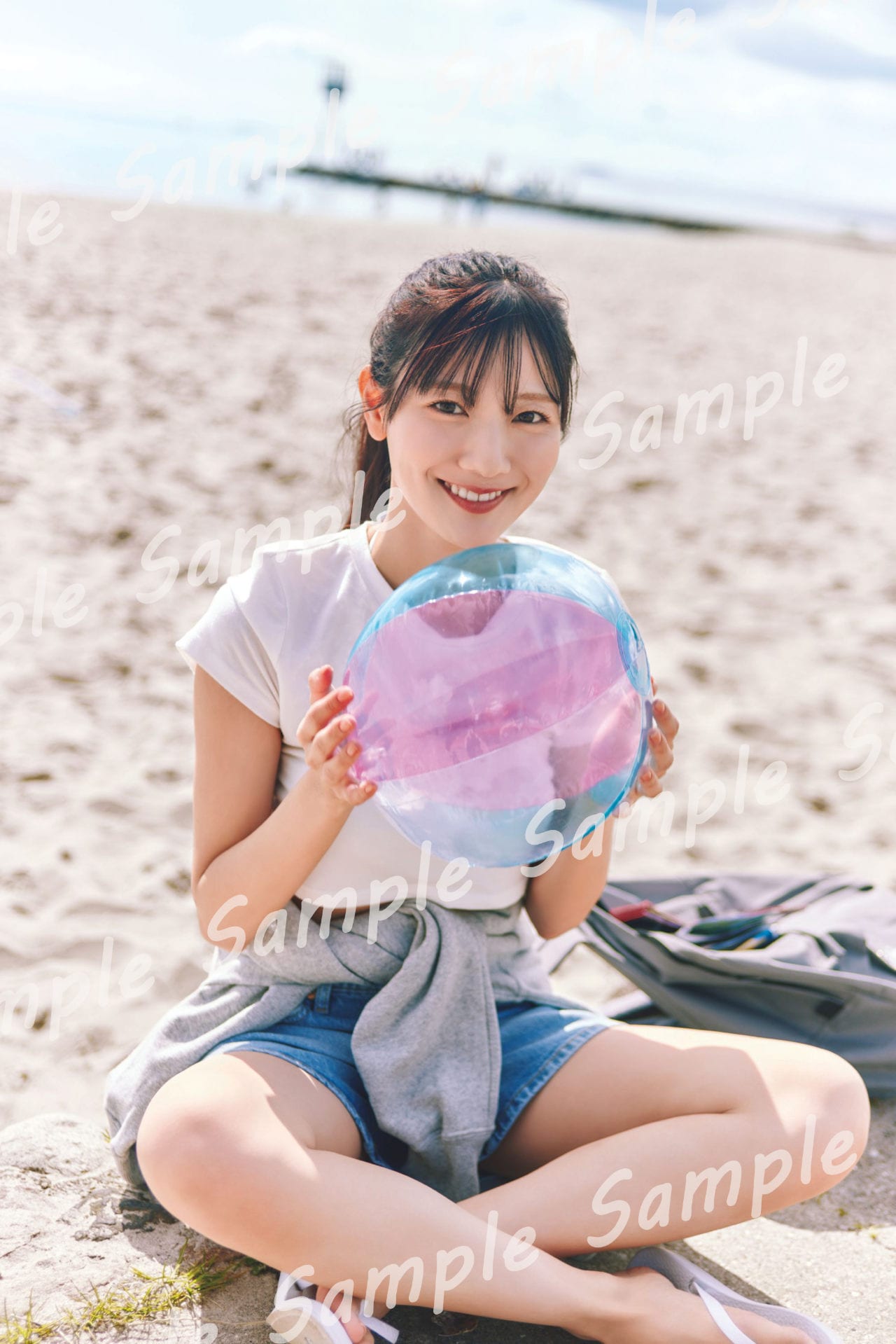 河田陽菜（日向坂46）2nd写真集「テイクオフ」コーチャンフォー購入者