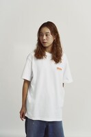 「MARGT ISLAND 2025」×「BEAMS CULTUART」コラボTシャツWHITE