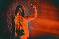 「ROCK-O-RAMA-THE END」よりClosure In Moscowのライブの様子。（撮影：西槇太一）