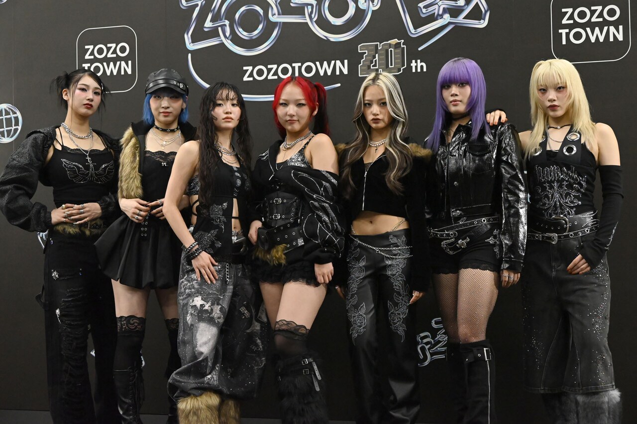 hanahanaページ 圧巻の8人集結…🔥🖤】 ちゃんみなが主宰するレーベル「NO LABEL MUSIC